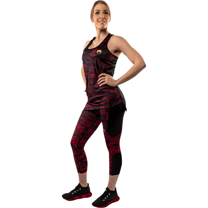 Женская тренировочная майка Venum Defender 2.0 Black/Red - фото 6