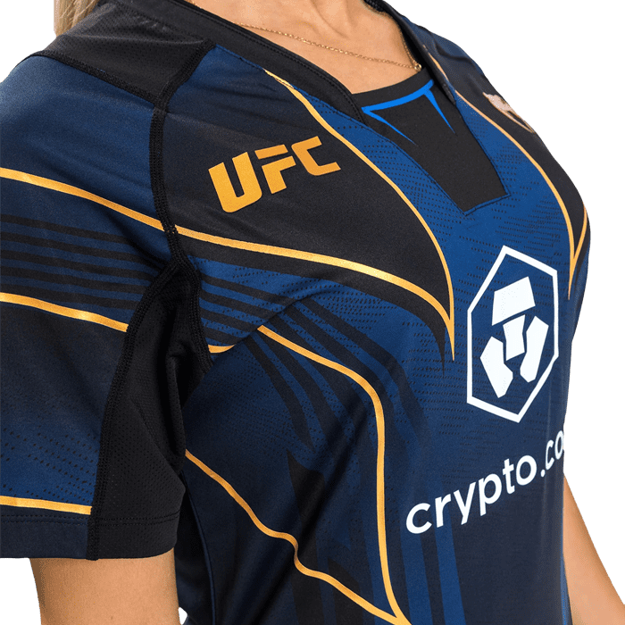 Женская тренировочная футболка Venum UFC Authentic Fight Night 2.0 Midnight Edition Champion - фото 4
