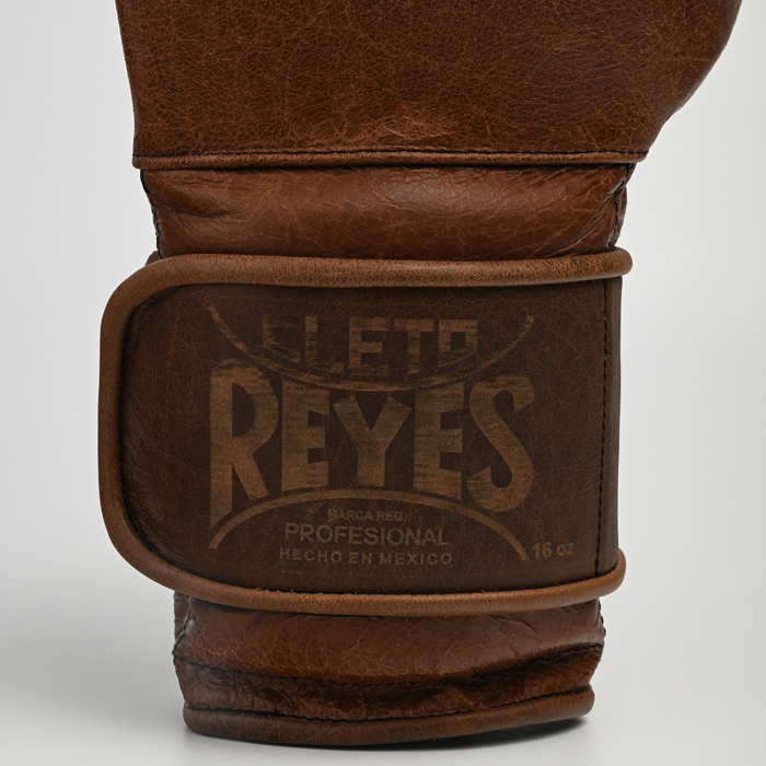 Боксерские перчатки Cleto Reyes E600 Vintage коричневые - фото 5