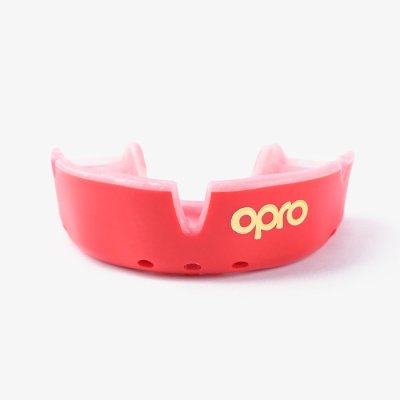 Боксерская капа Opro Gold Level красная