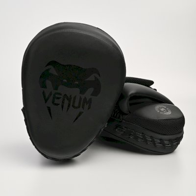 Боксерские лапы Venum Focus Mitts Cellular 2.0 матовый черный